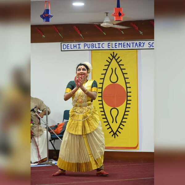 Mohiniattam Dance