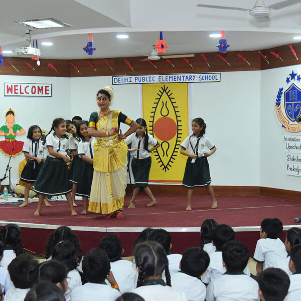 Mohiniattam Dance