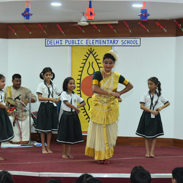 Mohiniattam Dance