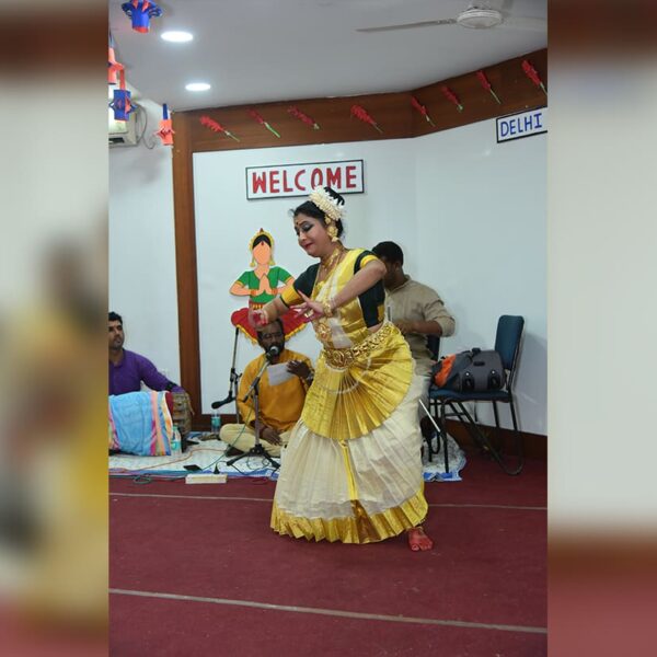 Mohiniattam Dance